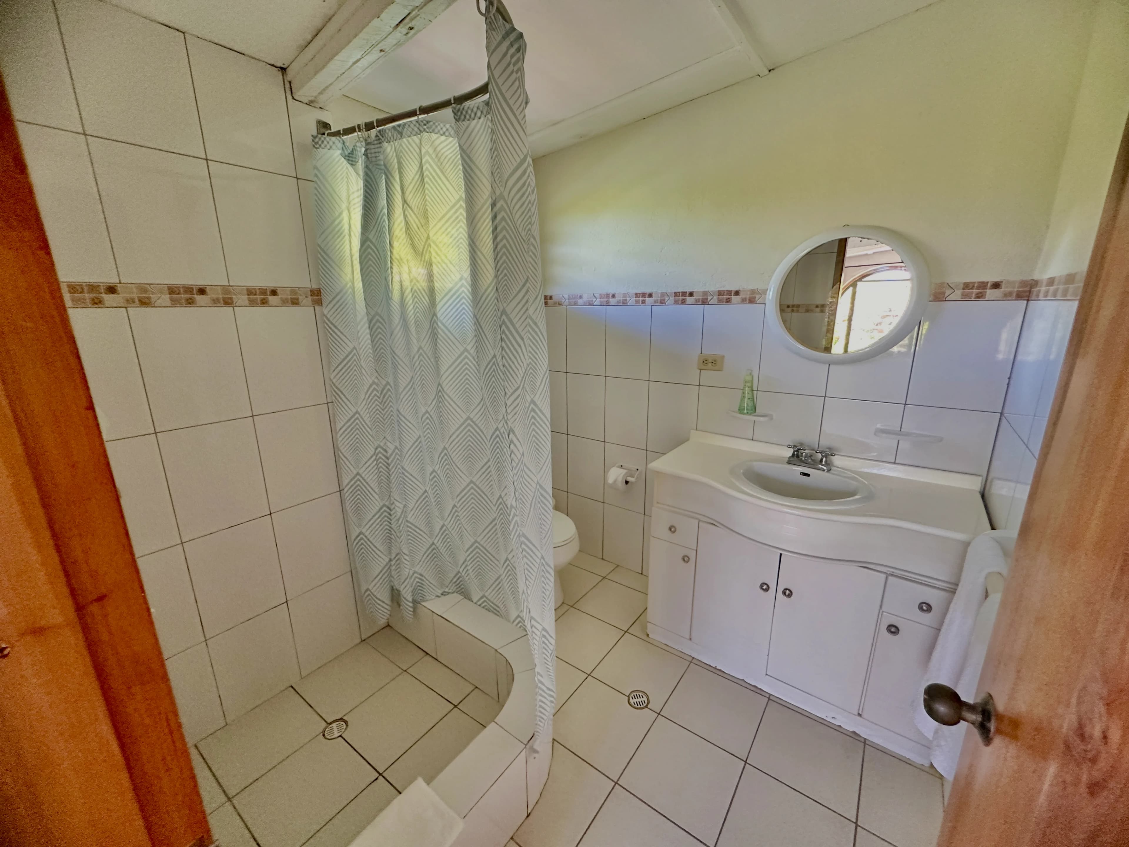Bedroom 1 bathroom