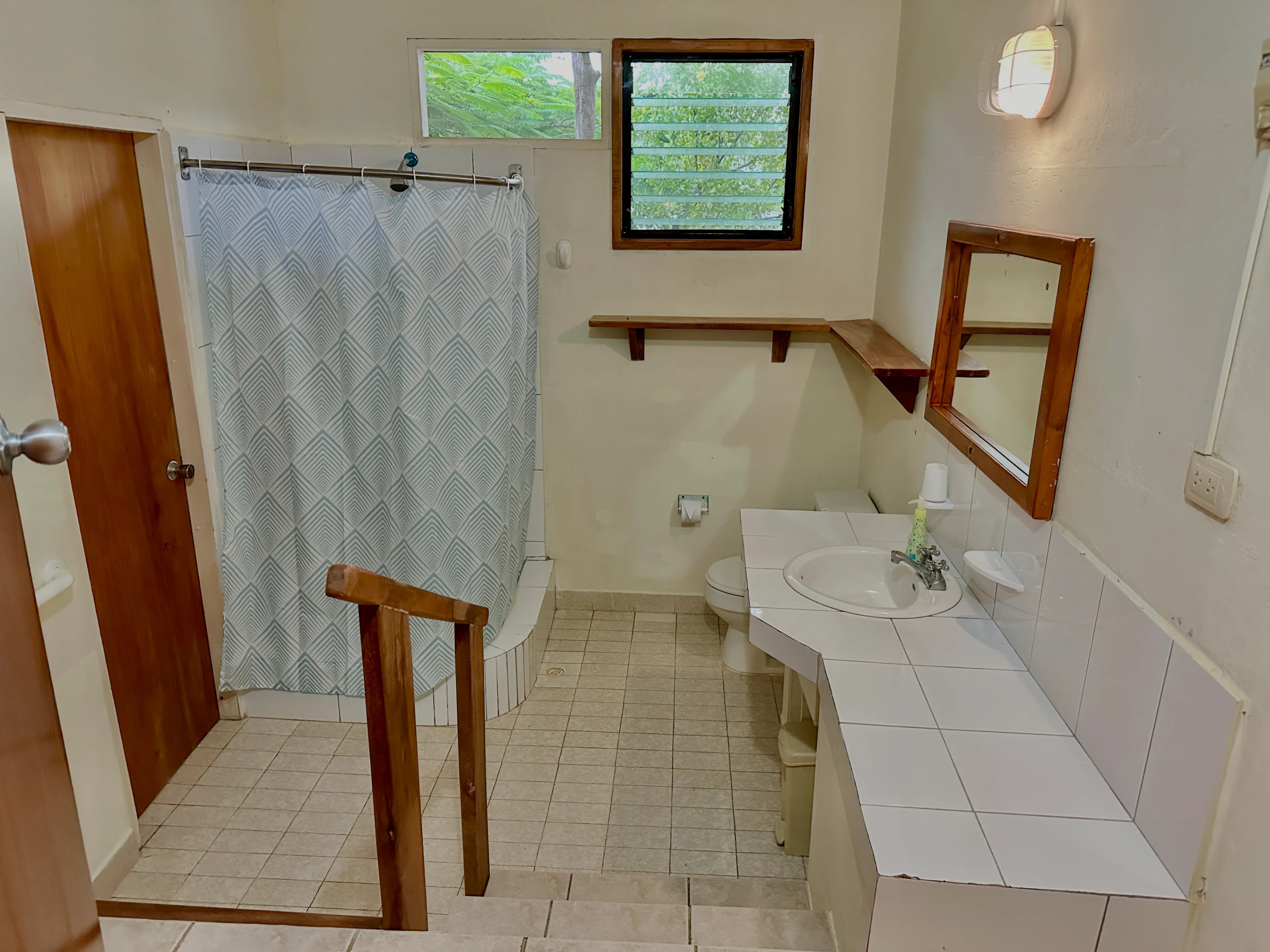 Bedroom 2 bathroom
