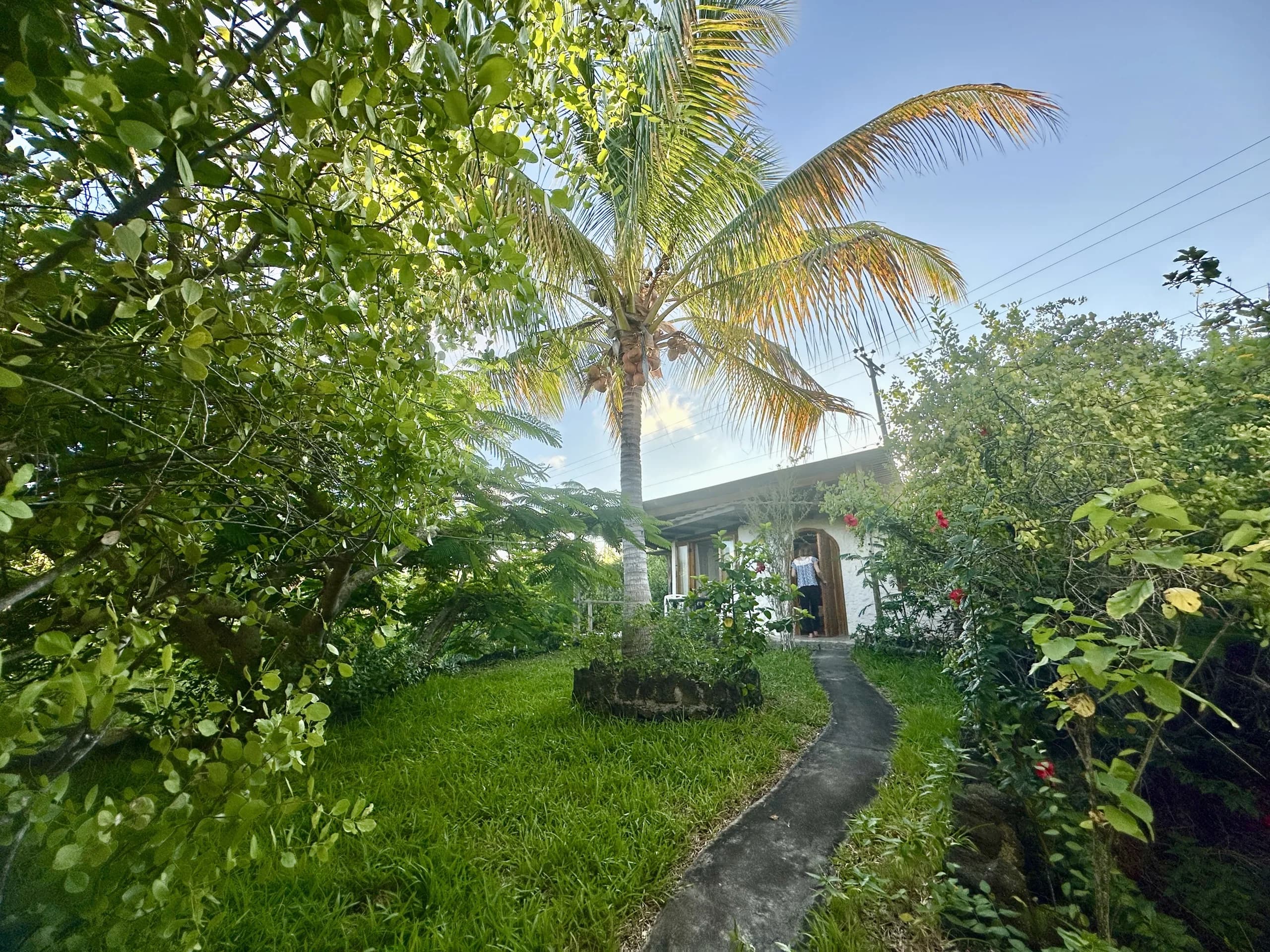 Bungalow entrance
