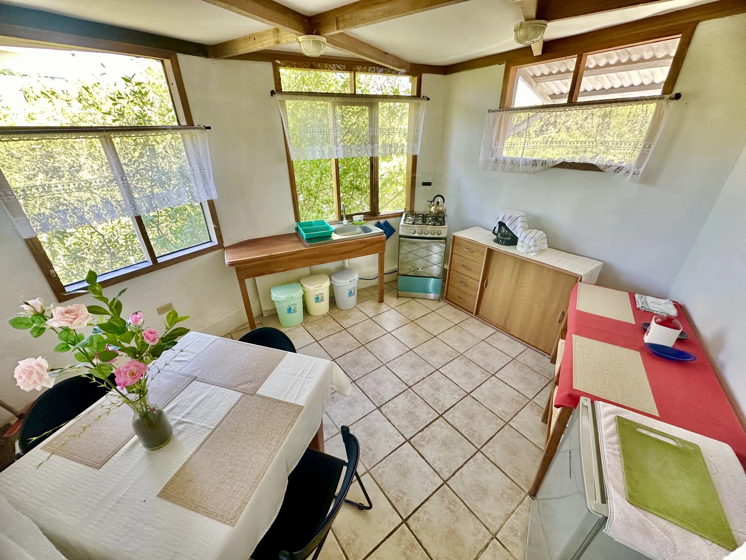 Bungalow kitchen